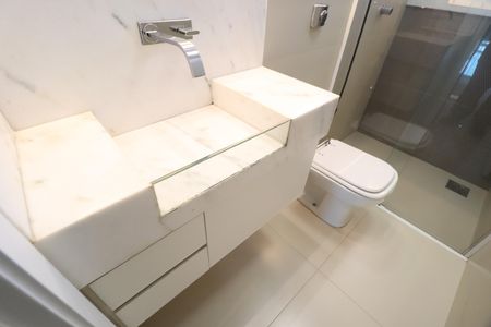 Apartamento para alugar com 115m², 3 quartos e 2 vagasBanheiro Social