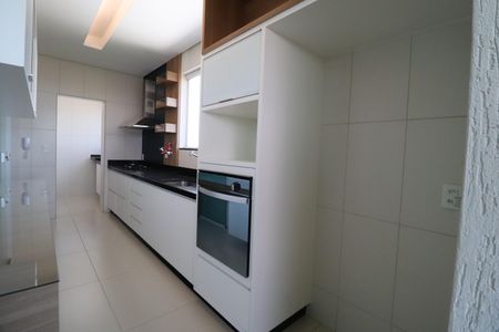 Apartamento para alugar com 115m², 3 quartos e 2 vagasCozinha