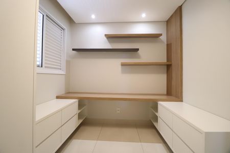 Apartamento para alugar com 115m², 3 quartos e 2 vagasQuarto 1