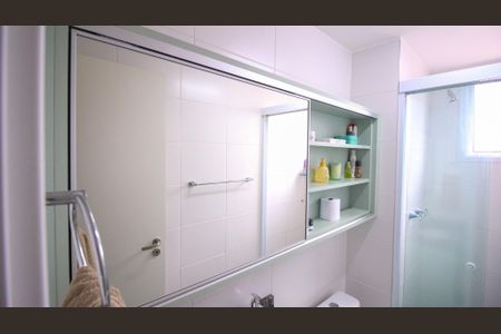 Apartamento à venda com 78m², 2 quartos e 2 vagas Apartamento à venda com 78m², 2 quartos e 2 vagasBanheiro da Suíte