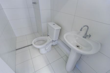 Apartamento para alugar com 43m², 2 quartos e 1 vaga Apartamento para alugar com 43m², 2 quartos e 1 vagaBanheiro