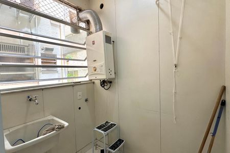 Apartamento à venda com 137m², 3 quartos e 1 vagaÁrea de Serviço