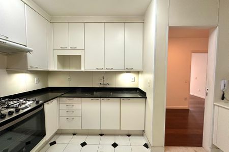 Apartamento à venda com 137m², 3 quartos e 1 vagaCozinha