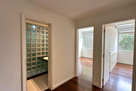 Apartamento à venda com 137m², 3 quartos e 1 vagaBanheiro Suíte 