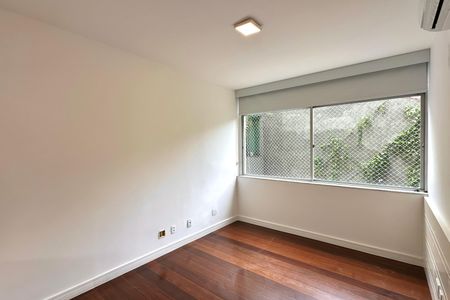 Apartamento à venda com 137m², 3 quartos e 1 vagaQuarto 1