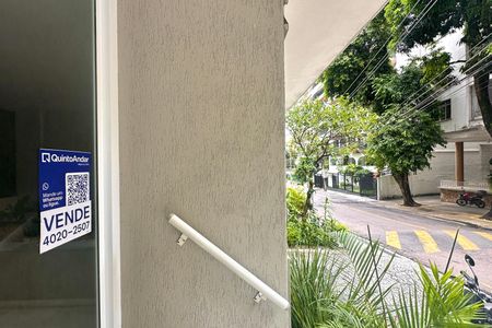 Apartamento à venda com 137m², 3 quartos e 1 vagaPlaquinha