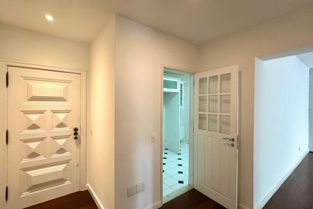 Apartamento à venda com 137m², 3 quartos e 1 vagaCorredor 