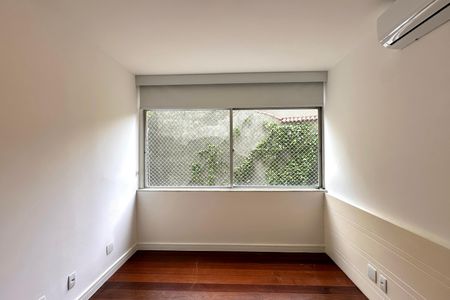 Apartamento à venda com 137m², 3 quartos e 1 vagaQuarto 1