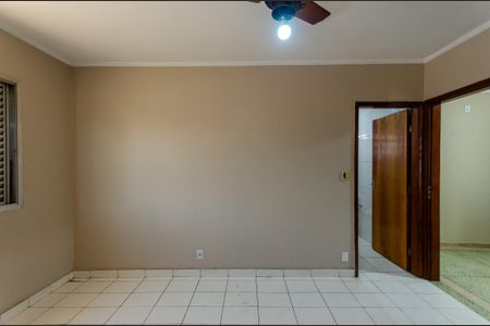 Casa para alugar com 180m², 3 quartos e 1 vaga Casa para alugar com 180m², 3 quartos e 1 vagaSuíte