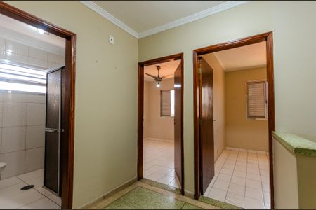 Casa para alugar com 180m², 3 quartos e 1 vaga Casa para alugar com 180m², 3 quartos e 1 vagaCorredor