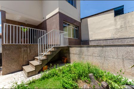 Casa para alugar com 180m², 3 quartos e 1 vaga Casa para alugar com 180m², 3 quartos e 1 vagaÁrea externa