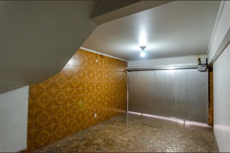 Casa para alugar com 180m², 3 quartos e 1 vaga Casa para alugar com 180m², 3 quartos e 1 vagaGaragem