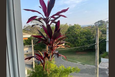 Casa de condomínio à venda com 160m², 3 quartos e 2 vagas