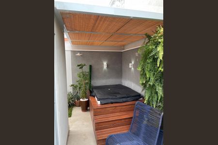 Casa de condomínio à venda com 160m², 3 quartos e 2 vagas