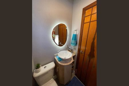 Casa de condomínio à venda com 160m², 3 quartos e 2 vagas