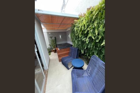 Casa de condomínio à venda com 160m², 3 quartos e 2 vagas