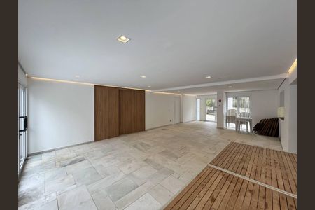 Apartamento à venda com 3 quartos, 170m² em Vila Suzana, São Paulo
