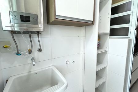Apartamento para alugar com 76m², 2 quartos e 1 vagaÁrea de Serviço 