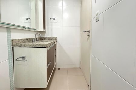 Apartamento para alugar com 76m², 2 quartos e 1 vagaBanheiro Suíte 