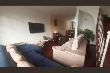 Casa à venda com 3 quartos, 212m² em Interlagos, São Paulo