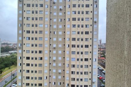 Vista Quarto 1  de apartamento à venda com 2 quartos, 54m² em Residencial Villa Garden, Campinas