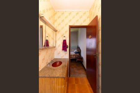 Casa à venda com 216m², 6 quartos e 3 vagasBanheiro da Suíte