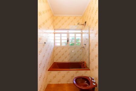 Casa à venda com 216m², 6 quartos e 3 vagasBanheiro da Suíte