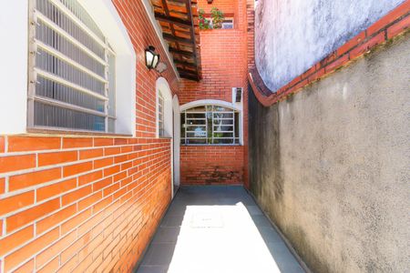 Casa à venda com 216m², 6 quartos e 3 vagasCorredor Externo