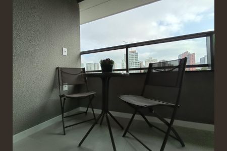 Studio para alugar com 28m², 1 quarto e sem vaga Studio para alugar com 28m², 1 quarto e sem vagaVaranda
