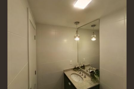 Studio para alugar com 28m², 1 quarto e sem vaga Studio para alugar com 28m², 1 quarto e sem vagaBanheiro Studio