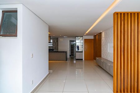 Sala de apartamento para alugar com 4 quartos, 125m² em Buritis, Belo Horizonte