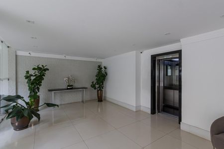 Apartamento para alugar com 90m², 2 quartos e sem vaga Apartamento para alugar com 90m², 2 quartos e sem vagaÁrea Comum - Hall Social
