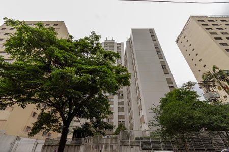 Apartamento para alugar com 90m², 2 quartos e sem vaga Apartamento para alugar com 90m², 2 quartos e sem vagaFachada