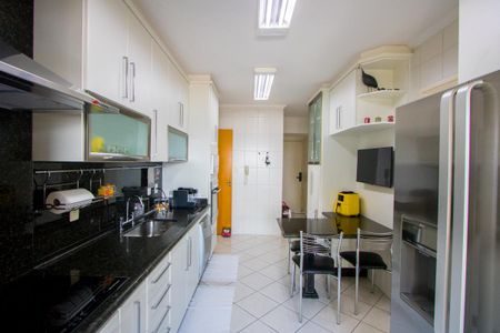 Apartamento à venda com 144m², 3 quartos e 4 vagasCozinha