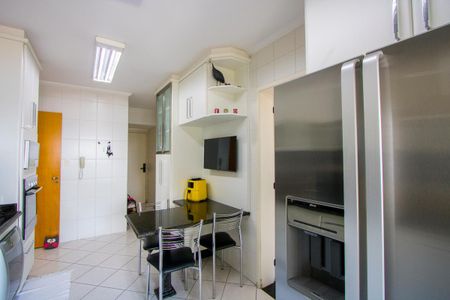 Apartamento à venda com 144m², 3 quartos e 4 vagasCozinha