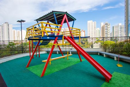 Apartamento à venda com 144m², 3 quartos e 4 vagasÁrea comum - Playground