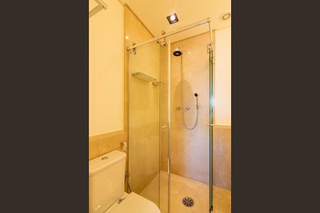 Apartamento à venda com 61m², 1 quarto e 2 vagas Apartamento à venda com 61m², 1 quarto e 2 vagasBanheiro da Suíte