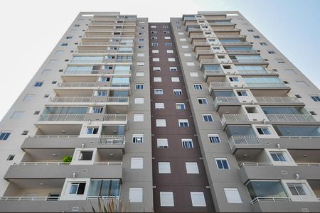 Apartamento para alugar com 57m², 2 quartos e 1 vaga Apartamento para alugar com 57m², 2 quartos e 1 vagaFachada