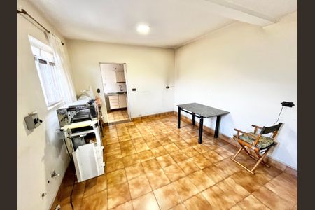 Casa à venda com 116m², 2 quartos e 2 vagas