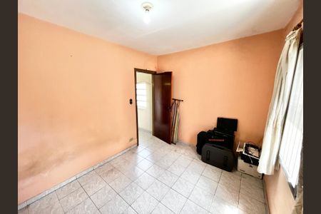 Casa à venda com 116m², 2 quartos e 2 vagas