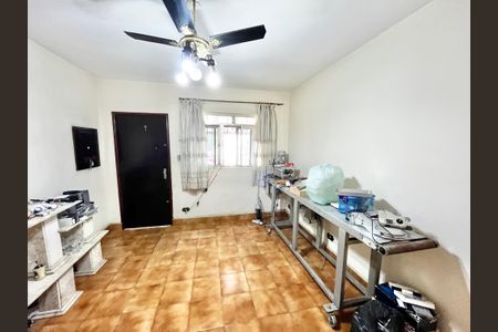 Casa à venda com 116m², 2 quartos e 2 vagas
