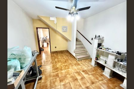 Casa à venda com 116m², 2 quartos e 2 vagas