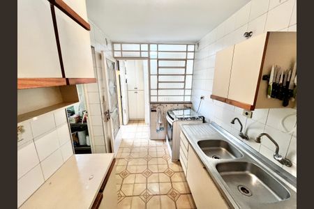 Casa à venda com 116m², 2 quartos e 2 vagas