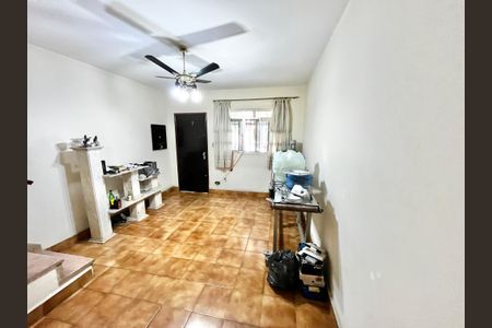 Casa à venda com 116m², 2 quartos e 2 vagas