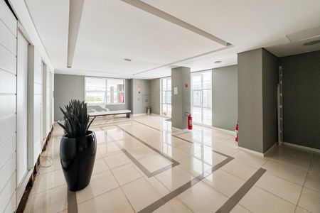 Apartamento para alugar com 67m², 2 quartos e 2 vagasHall social
