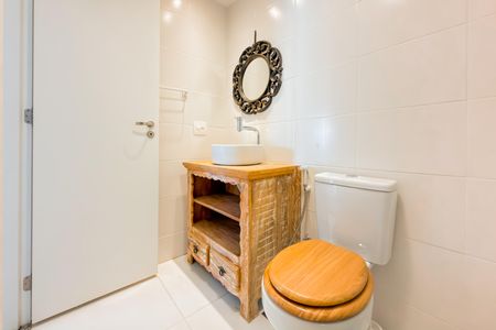 Apartamento para alugar com 67m², 2 quartos e 2 vagasBanheiro Social