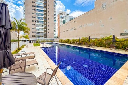 Apartamento para alugar com 67m², 2 quartos e 2 vagasPiscina