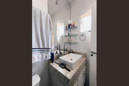 Casa de condomínio à venda com 120m², 3 quartos e 2 vagas