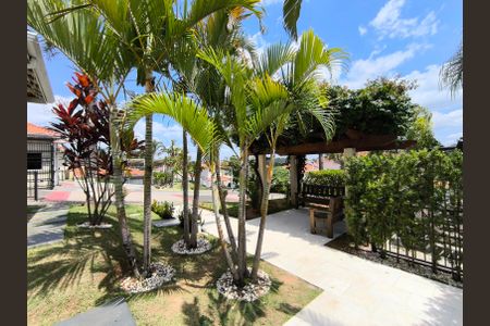 Casa de condomínio à venda com 120m², 3 quartos e 2 vagas