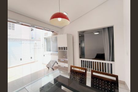 Casa de condomínio à venda com 120m², 3 quartos e 2 vagas